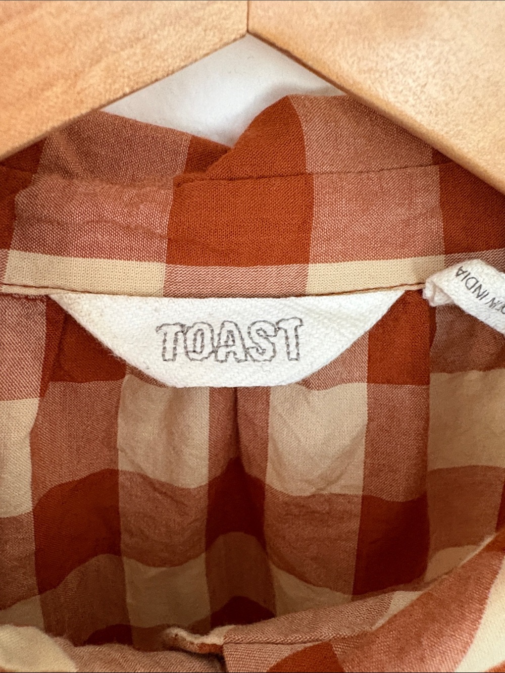 TOAST Checkerboard Button-Front Women’s Top in Rust and Cream. - Picture 2 of 5
